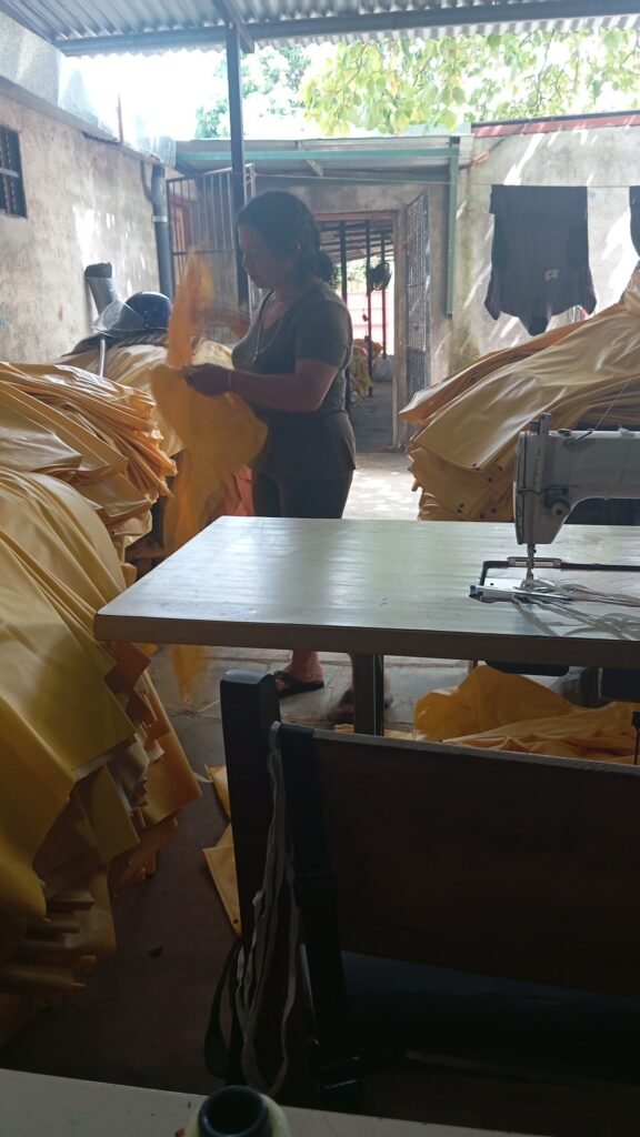 Chaleco reflectivo para seguridad industrial